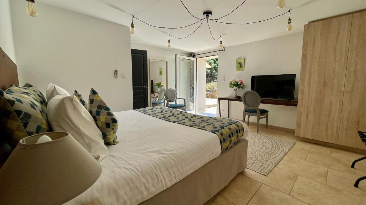 Clos Saint-Michel Resort & Spa Malaucene Ngoại thất bức ảnh