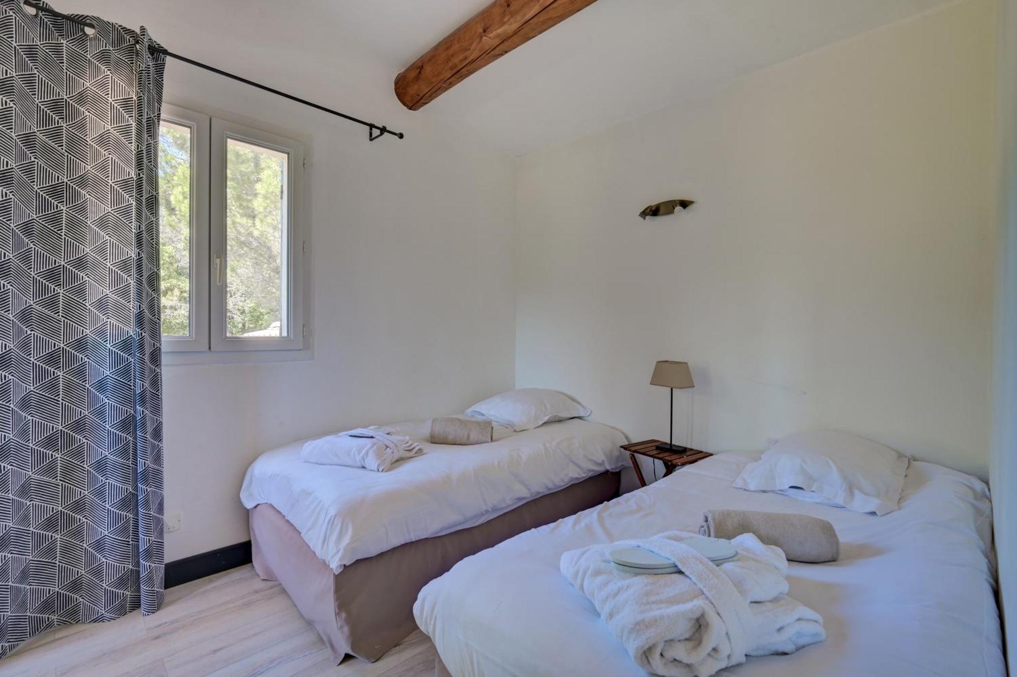 Clos Saint-Michel Resort & Spa Malaucene Ngoại thất bức ảnh