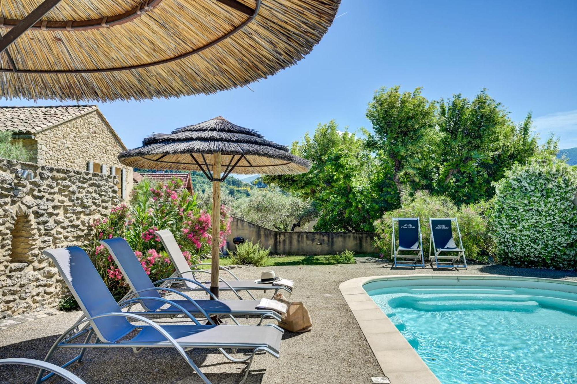 Clos Saint-Michel Resort & Spa Malaucene Ngoại thất bức ảnh