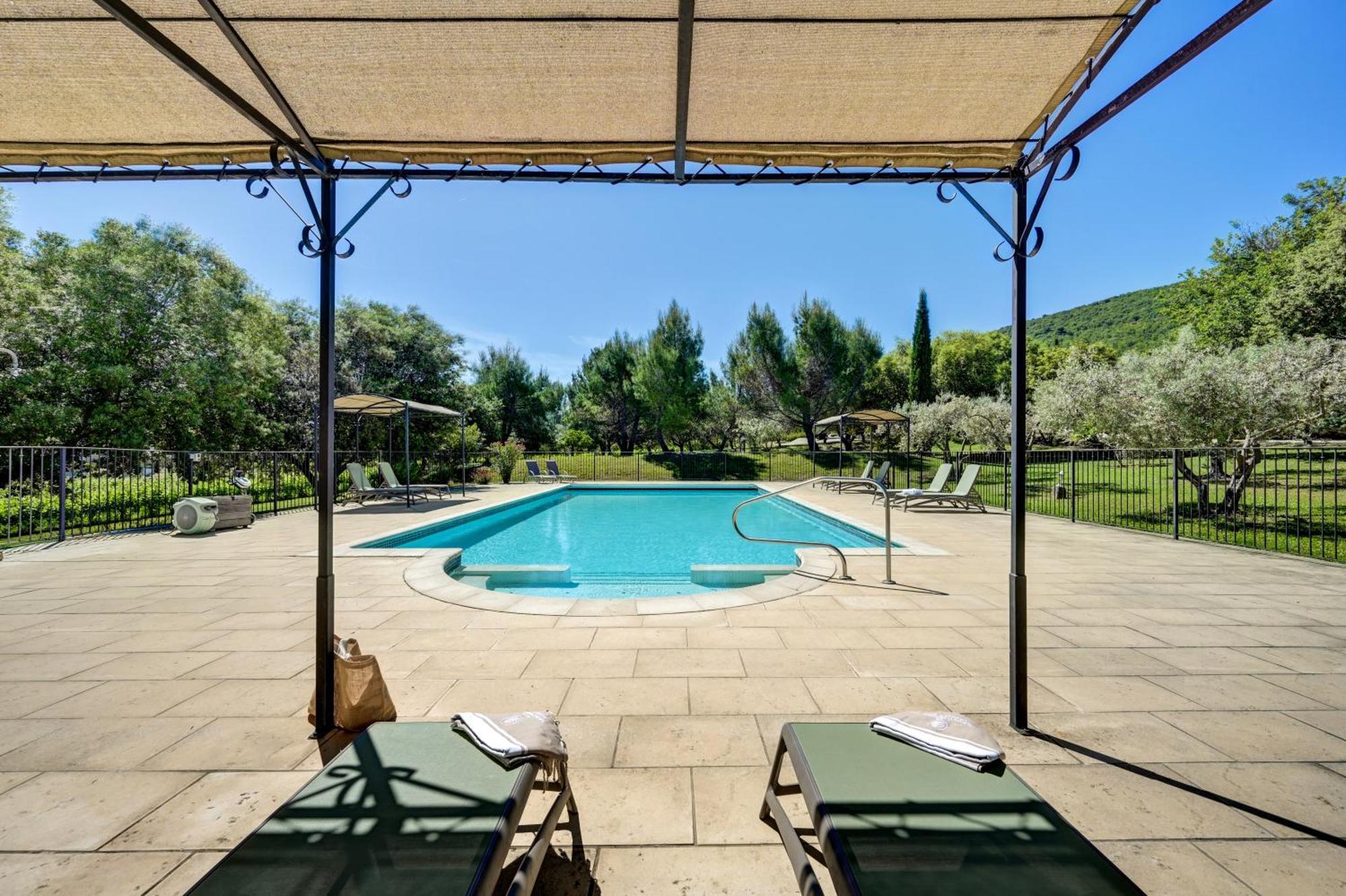 Clos Saint-Michel Resort & Spa Malaucene Ngoại thất bức ảnh